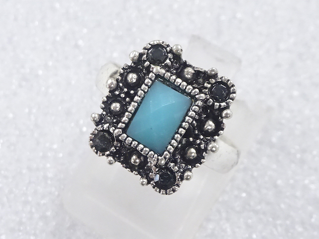 JAPANESE KIMONO / ANTIQUE COLORED STONE RING (SIZE 10)